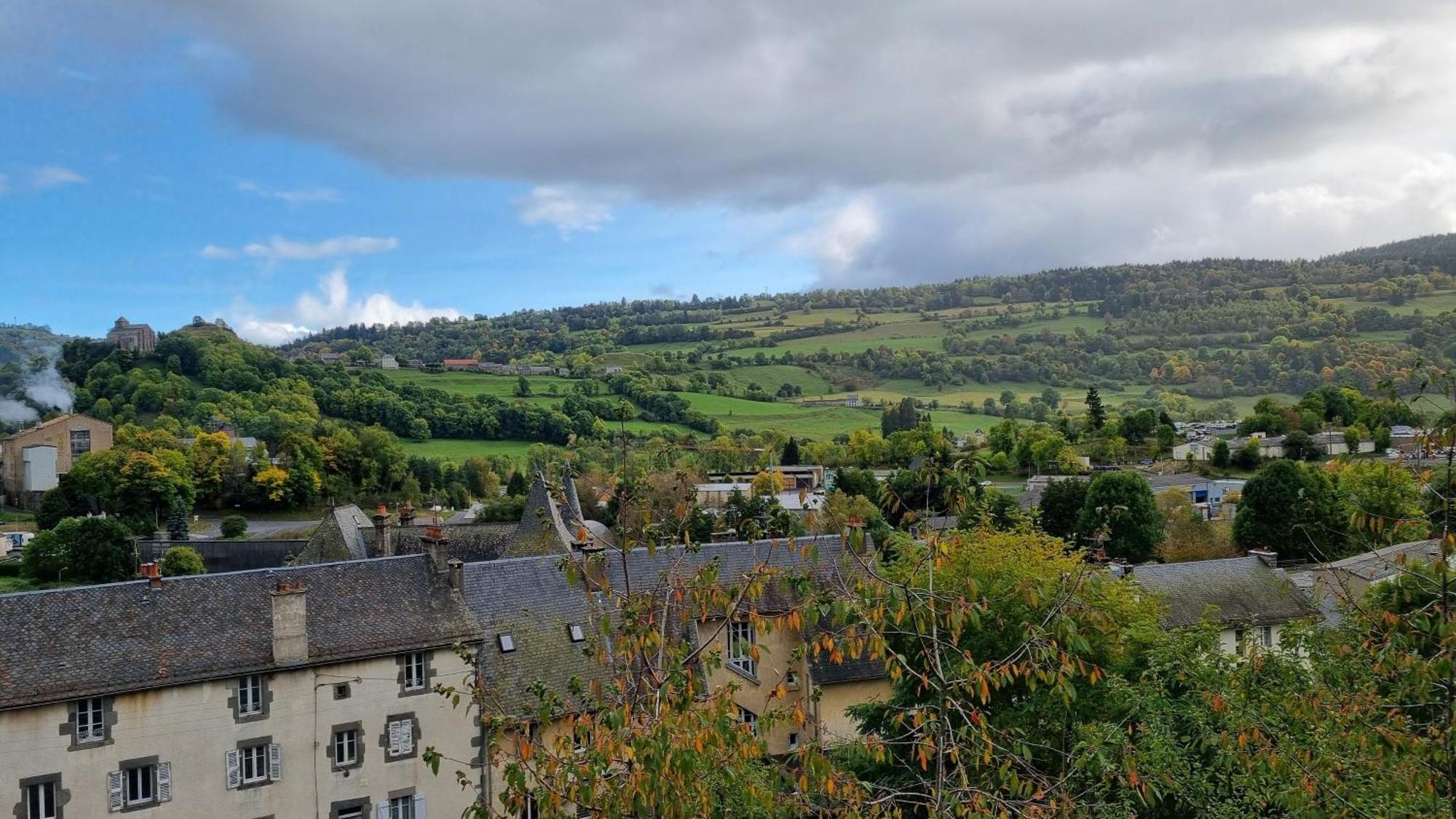 Relais Des Castors Bed & Breakfast Murat  Exterior photo